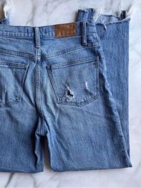 Madewell Classic Medium Wash Straight Jeans
